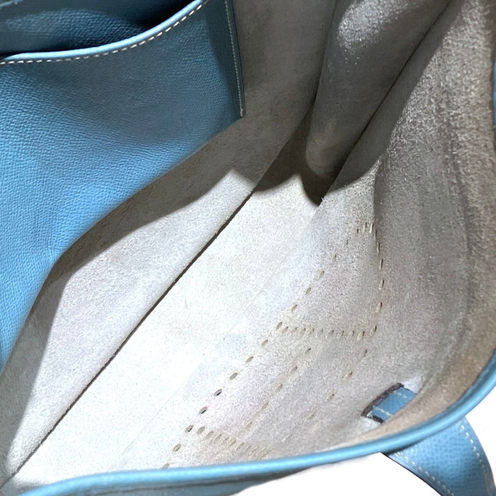 Hermes Evelyne PM Shoulder Bag Taurillon Clemence — view 5