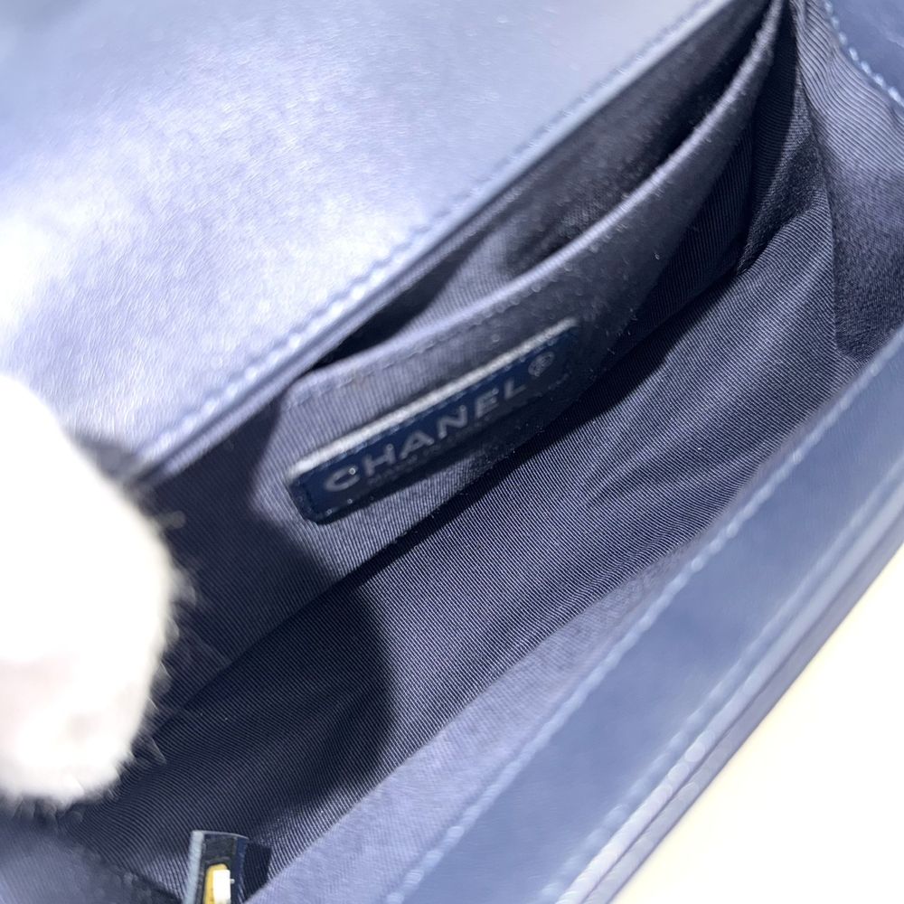 Chanel Shoulder Bag Quilted Boy Crossbody Lambskin Navy Silver — view 4