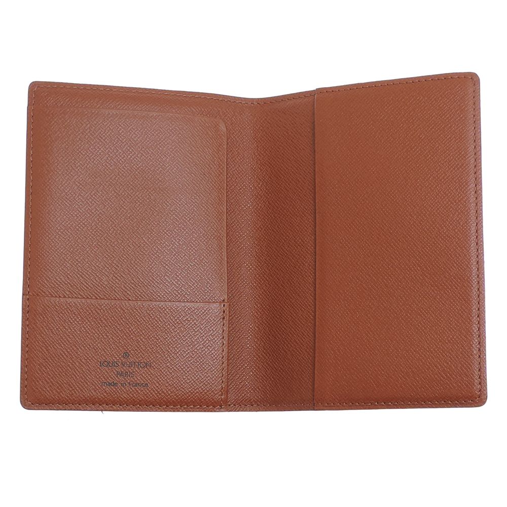 Louis Vuitton Pass Case — view 5