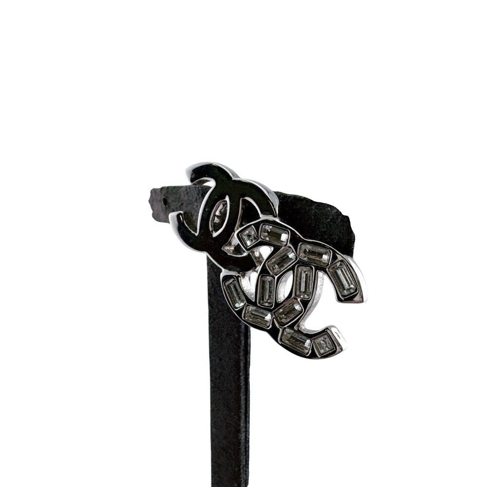 Chanel Metal Earrings Silver — view 6