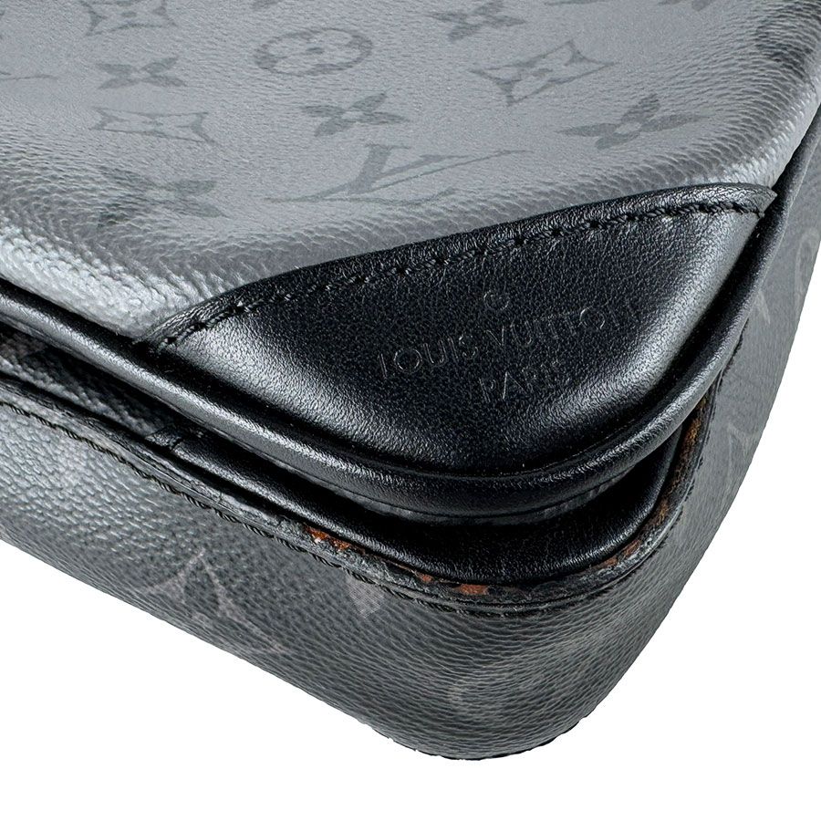 Louis Vuitton Crossbody Shoulder Bag Monogram Eclipse Trio Messenger — view 8