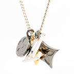 Louis Vuitton Pendant LV Instinct — view 3