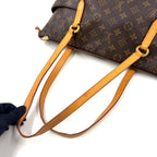 Louis Vuitton Totally MM Monogram Leather Brown Light Tote Bag Gold — view 6
