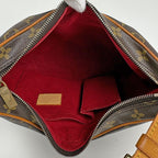 Louis Vuitton Croissant MM Shoulder Bag Monogram Brown — view 7