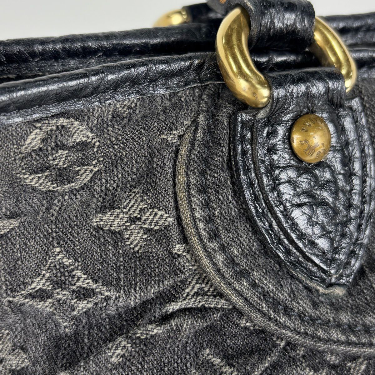 Louis Vuitton Neo Cabby MM Handbag Monogram Denim Noir — view 5