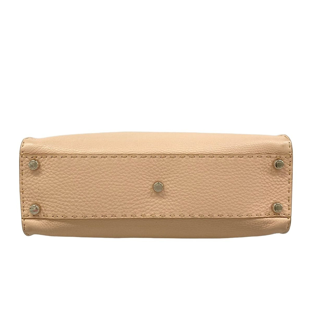 Fendi Handbag Peekaboo Iconic Medium Selleria Beige Leather — view 5