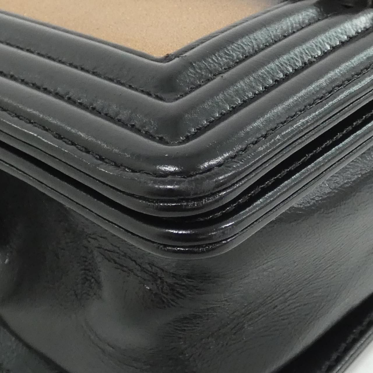 Chanel Boy Line Shoulder Bag — view 3