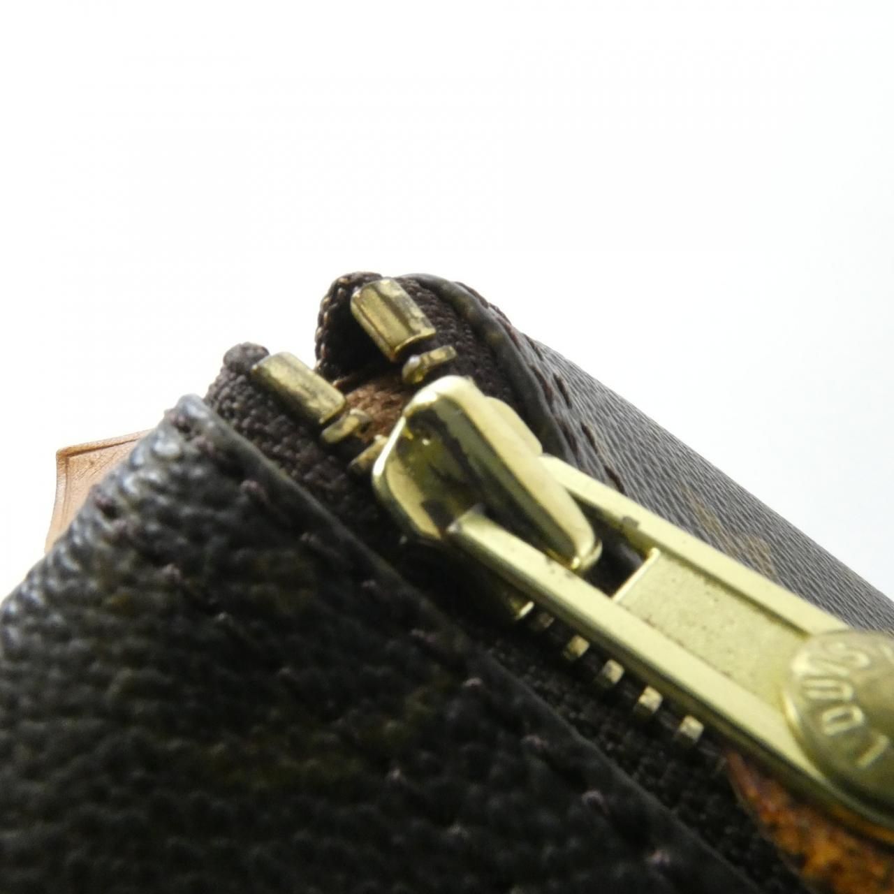 Louis Vuitton Monogram Speedy 35 Boston Bag — view 6