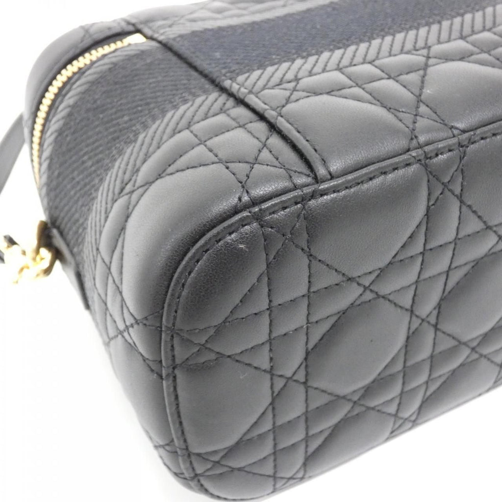 Dior Travel Small Vanity Bag — view 3
