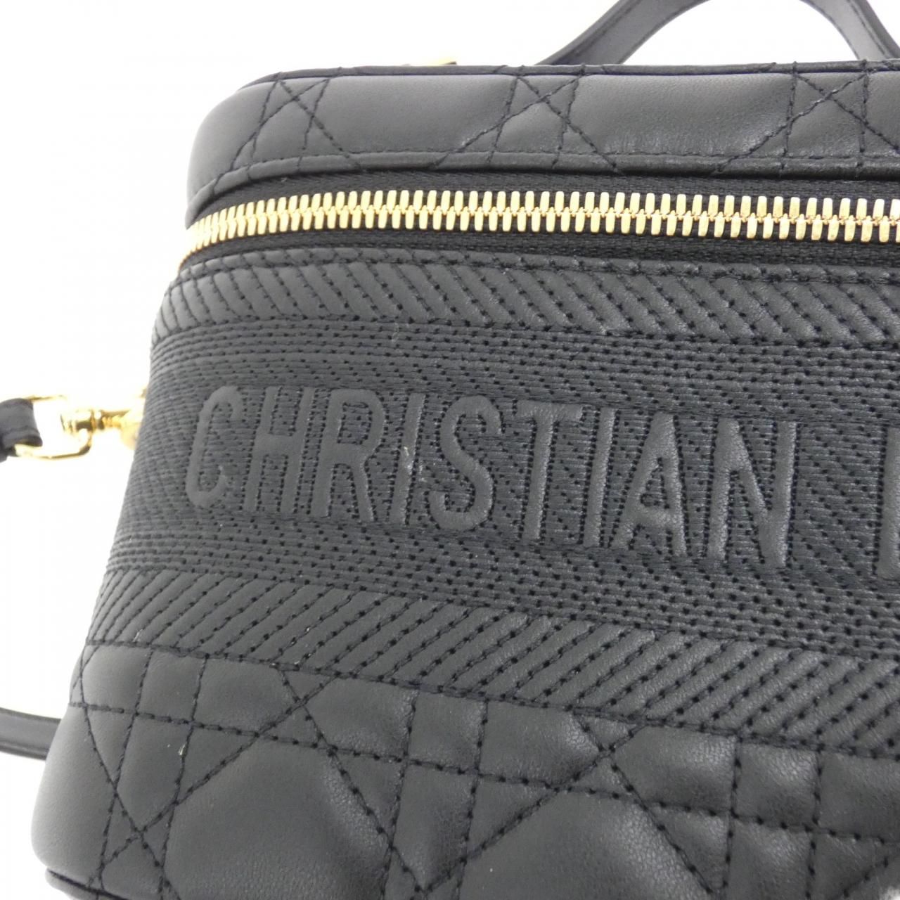 Dior Travel Small Vanity Bag — view 4