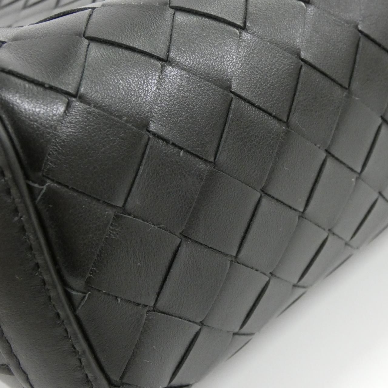 Bottega Veneta Shoulder Bag — view 3