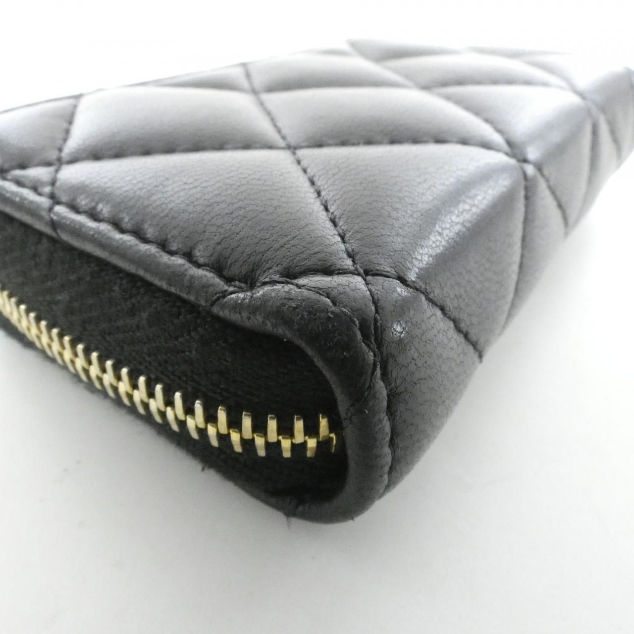 Chanel Timeless Classic Line Coin Purse — view 4