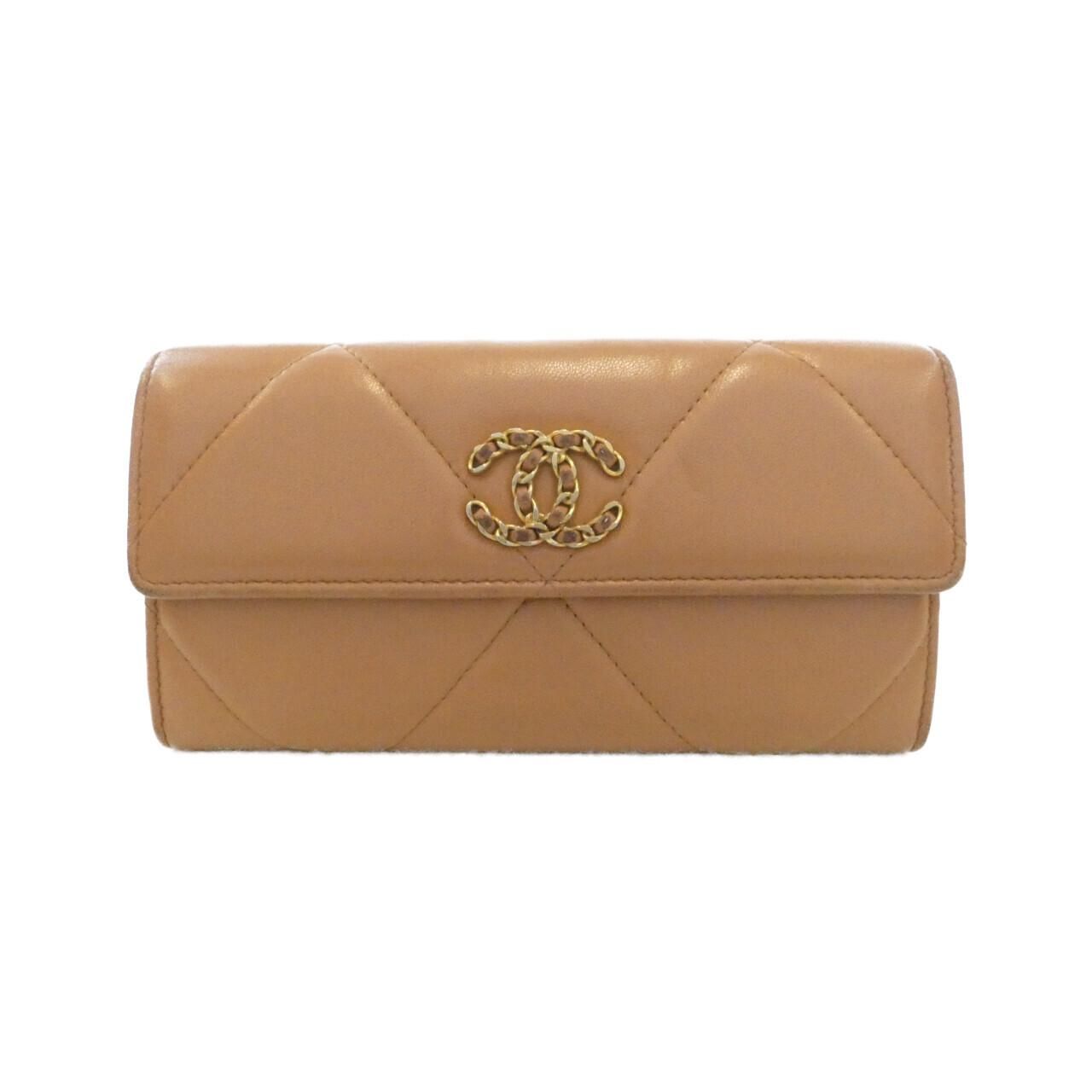 Chanel 19 Line Wallet