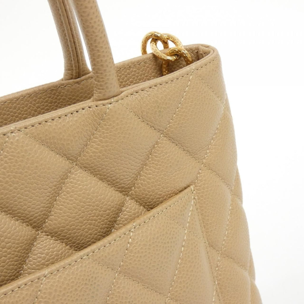 Chanel Bag Handbag Beige — view 4