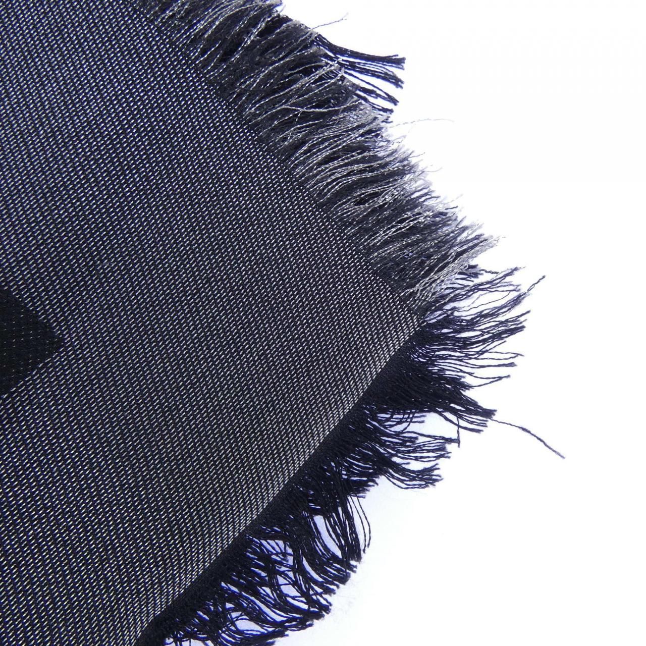 Louis Vuitton Monogram Shine Stole Scarf — view 2