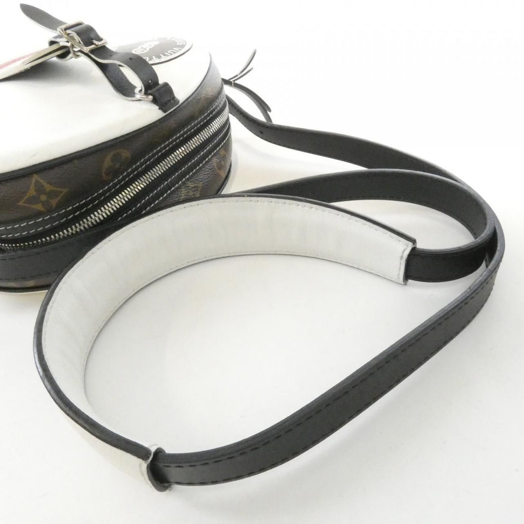 Louis Vuitton Boite Chapeau Souple Shoulder Bag — view 7