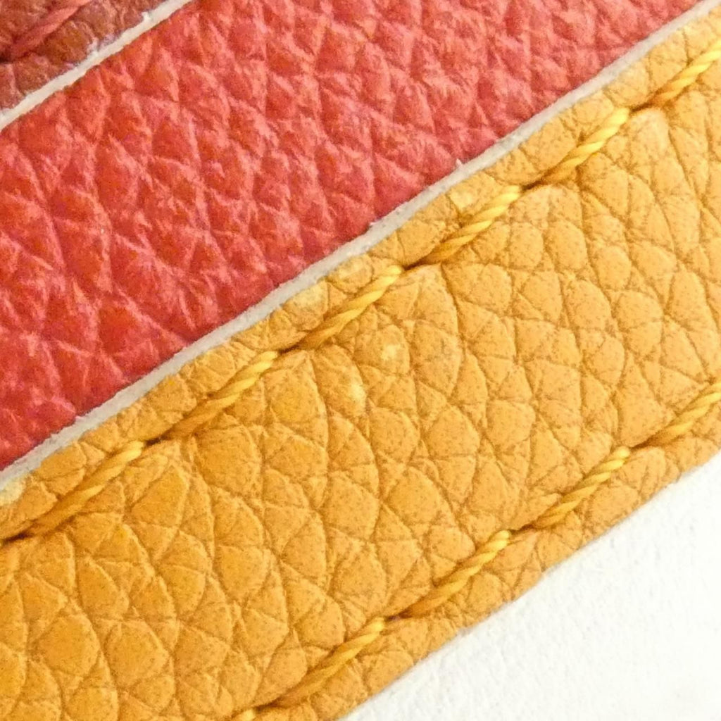 Louis Vuitton Boite Chapeau Souple Shoulder Bag — view 5