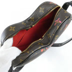 Louis Vuitton Monogram Fall In Love Sac Coeur Shoulder Bag — view 7