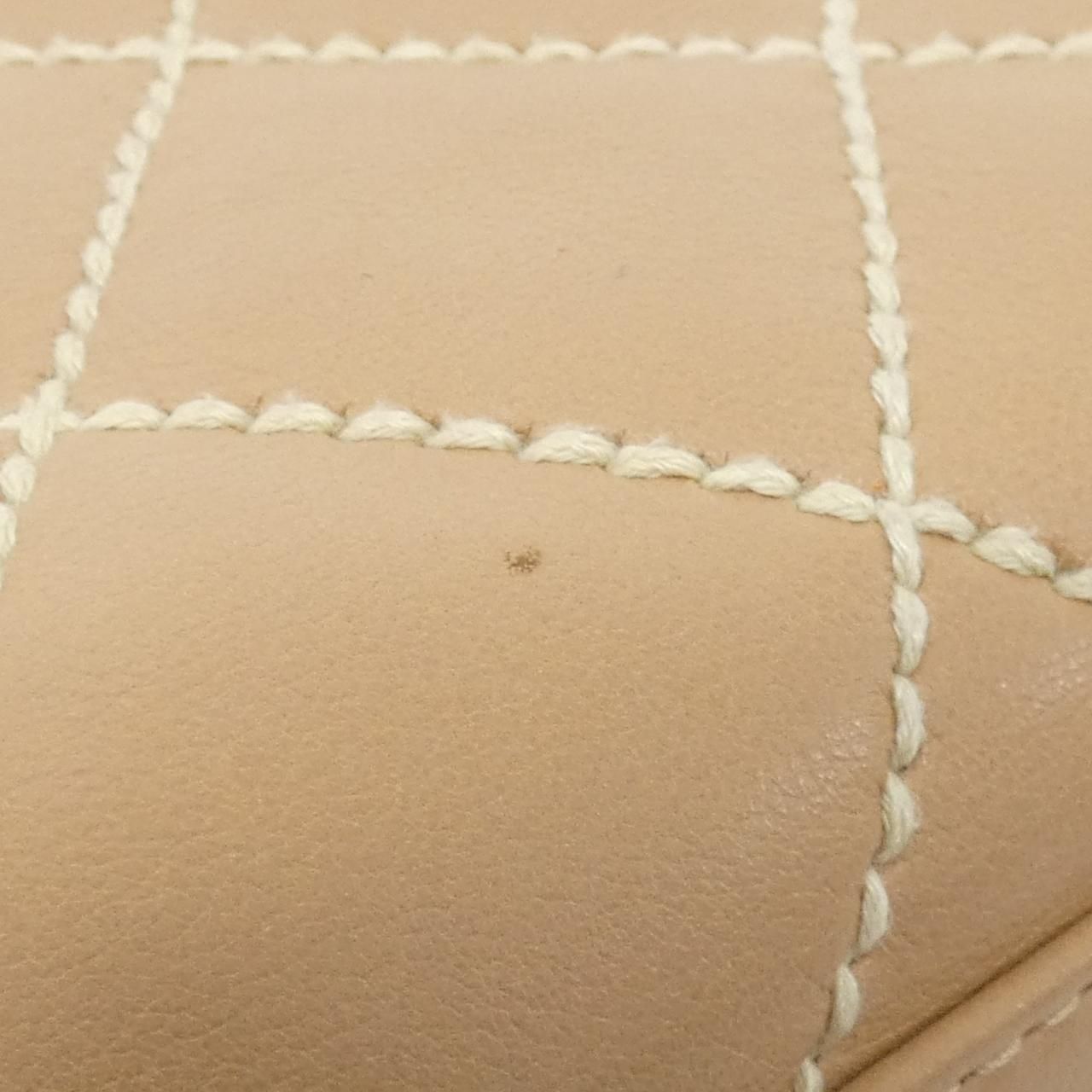 Chanel Vintage Wild Stitch Line Shoulder Bag — view 4