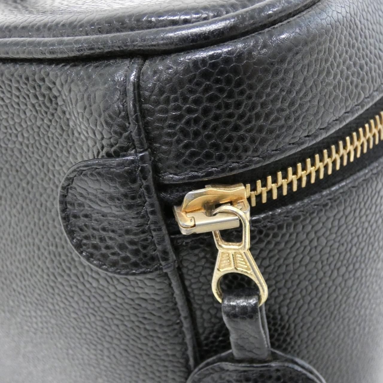 Chanel Vintage Bag Handbag Black — view 5