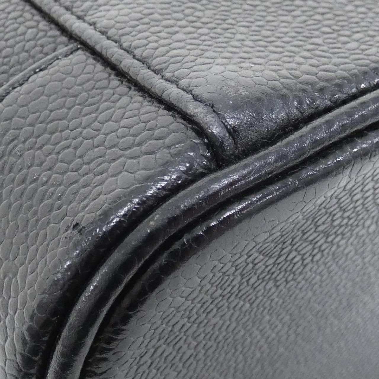 Chanel Vintage Bag Handbag Black — view 3