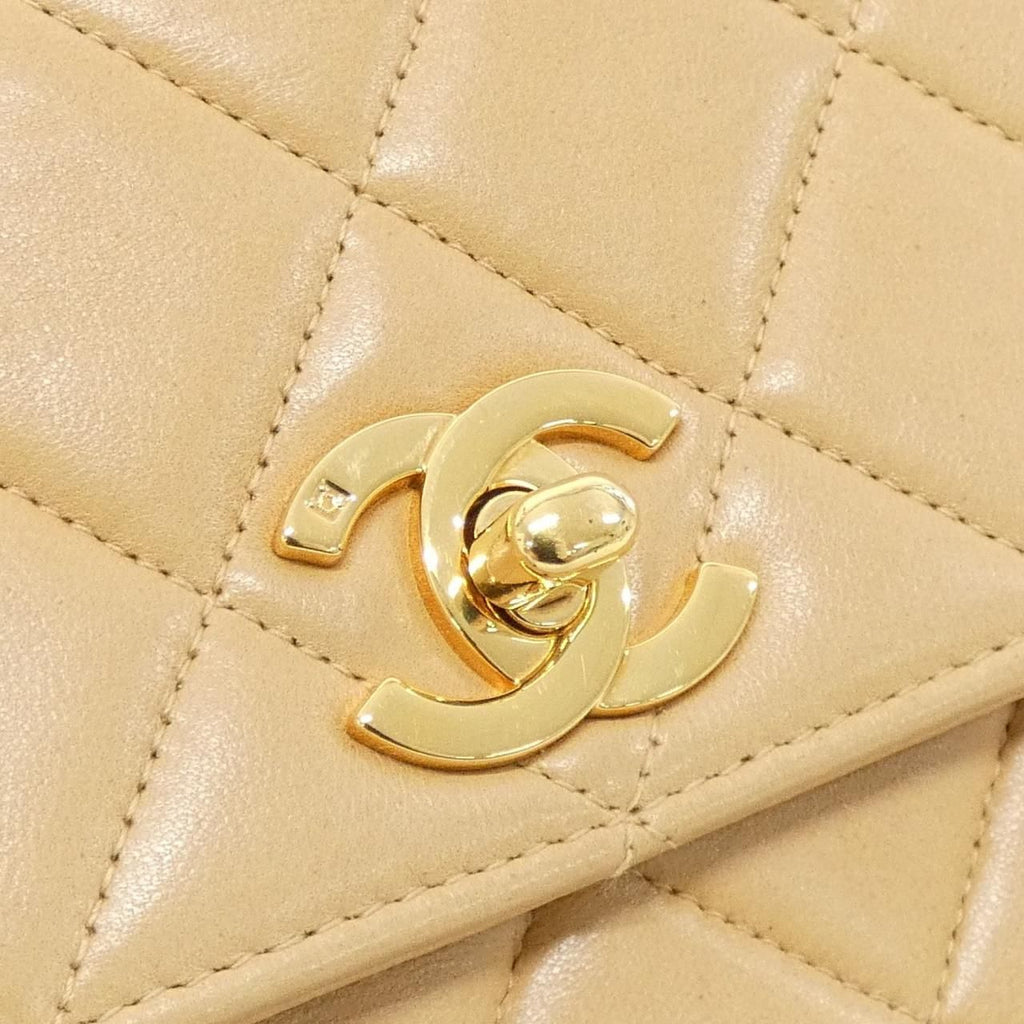 Chanel Vintage Shoulder Bag — view 5