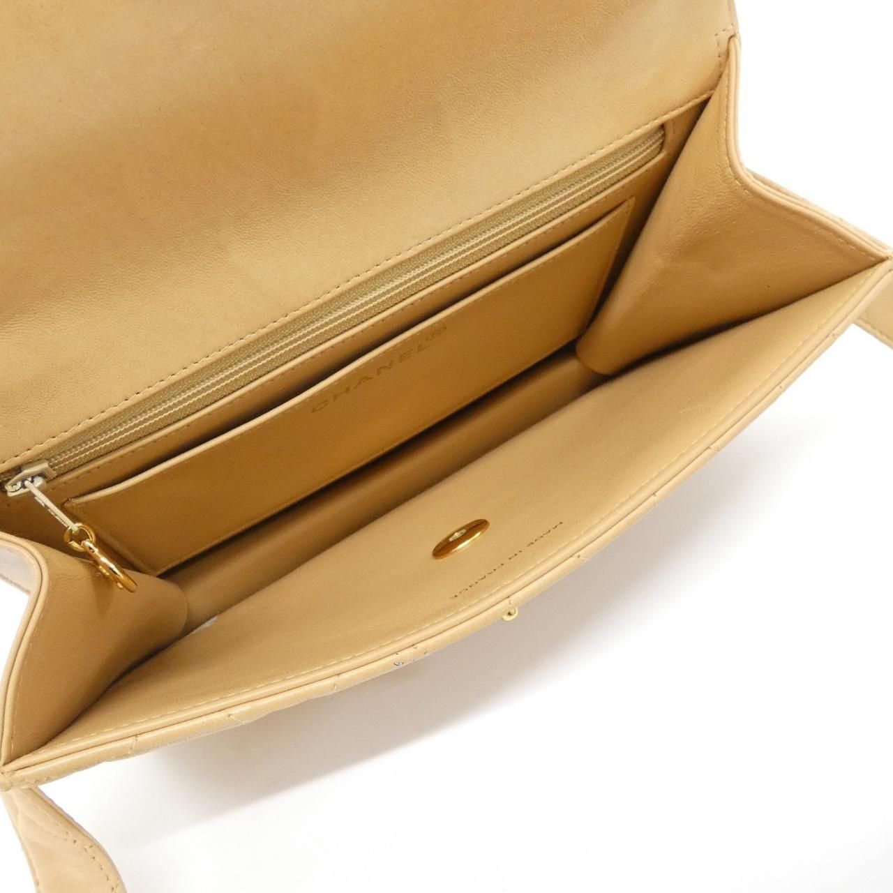 Chanel Vintage Shoulder Bag — view 8