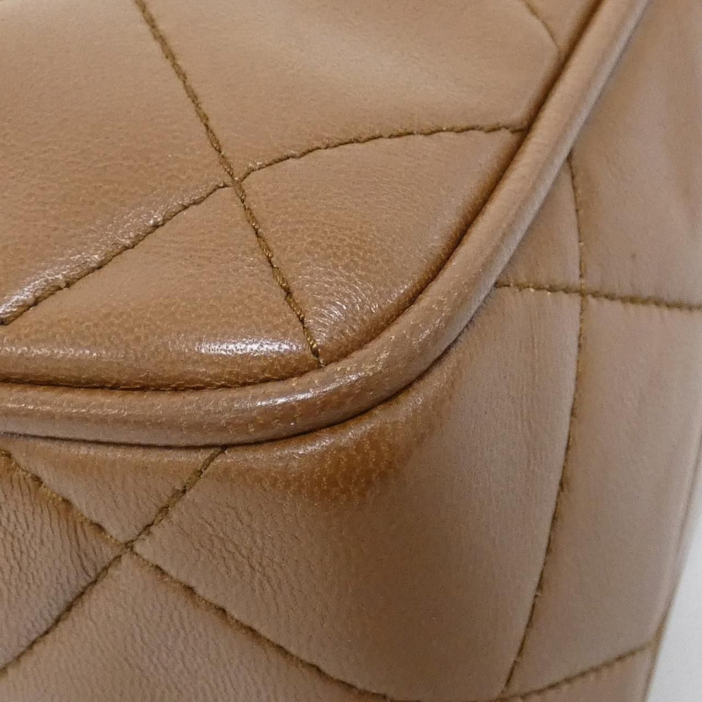 Chanel Vintage Shoulder Bag — view 3