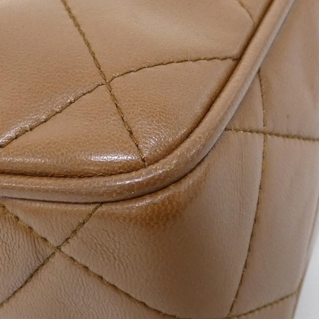 Chanel Vintage Shoulder Bag — view 3