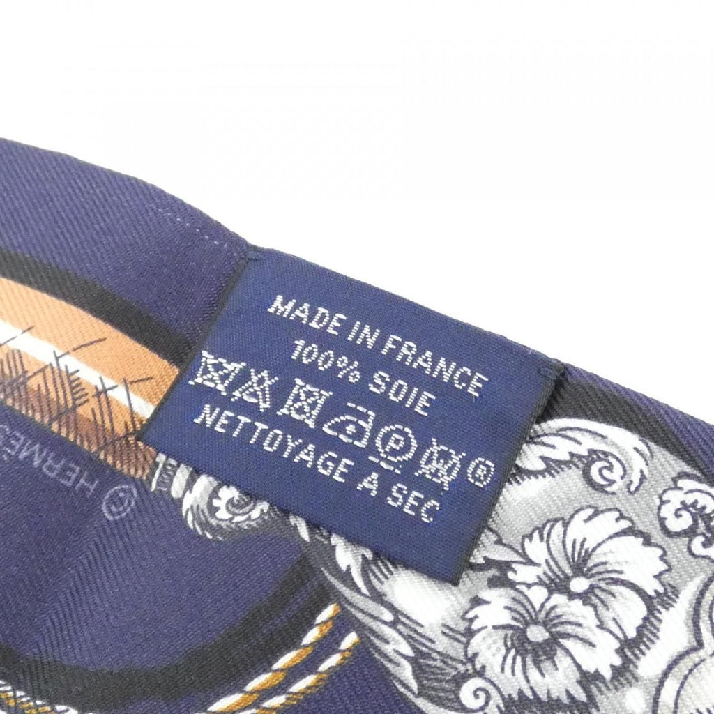 Hermes Cavalcades Twilly Scarf — view 4
