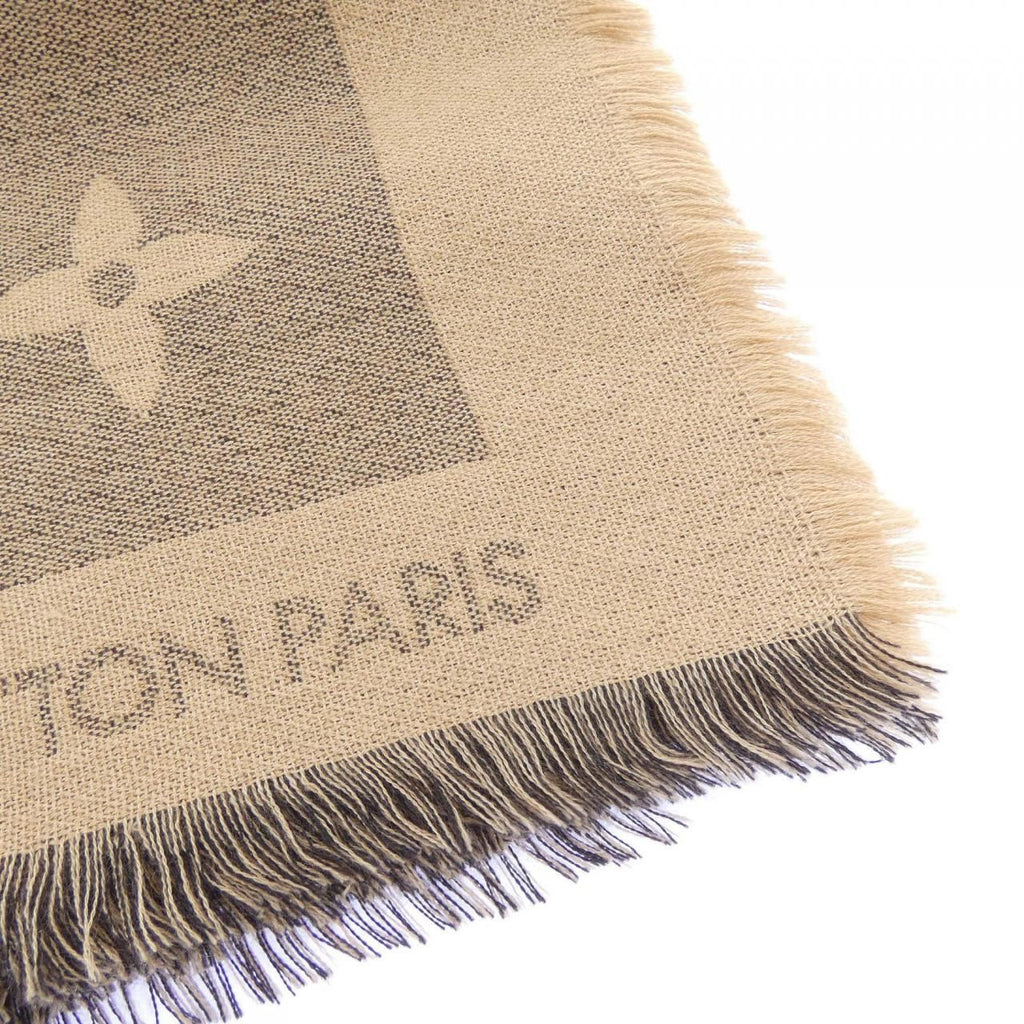 Louis Vuitton Monogram Giant Shawl Scarf — view 2