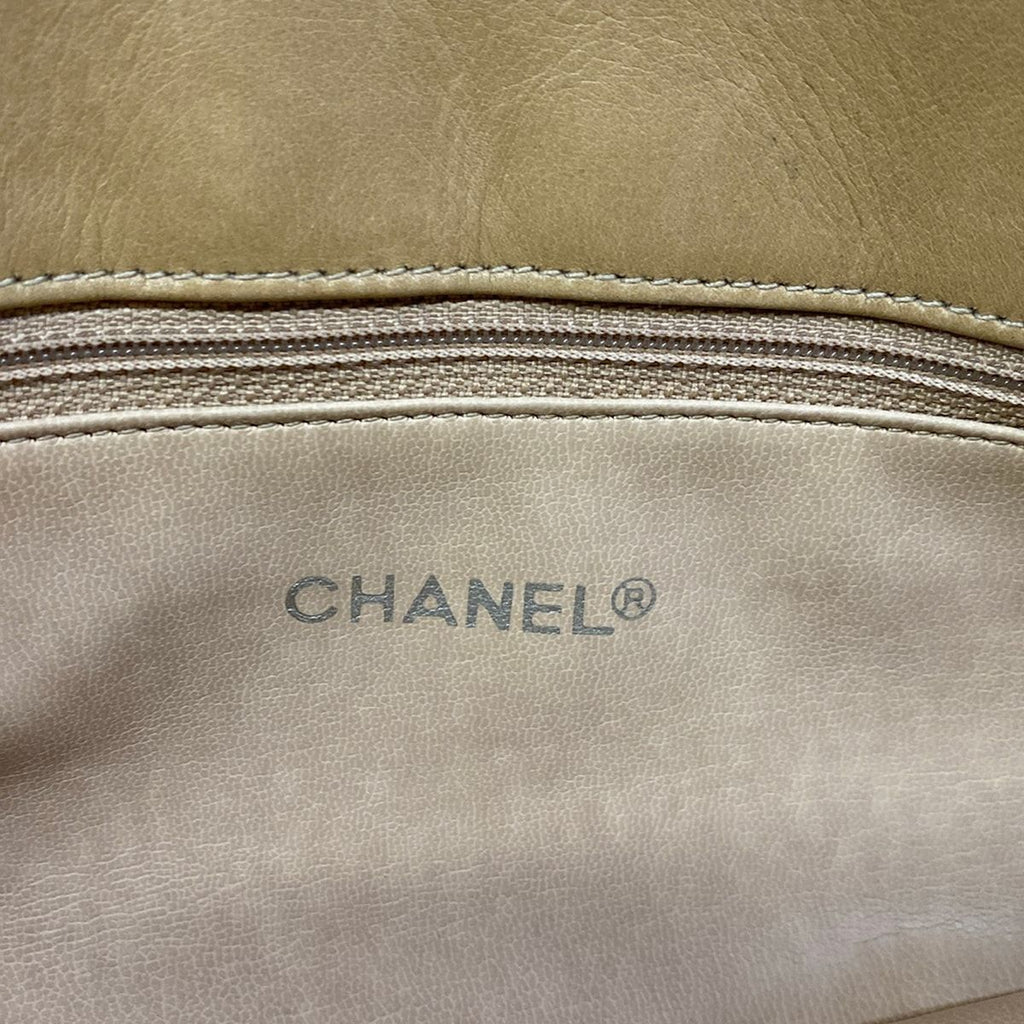 Chanel Shoulder Bag Bicolor Beige Gold Chain Lambskin — view 8