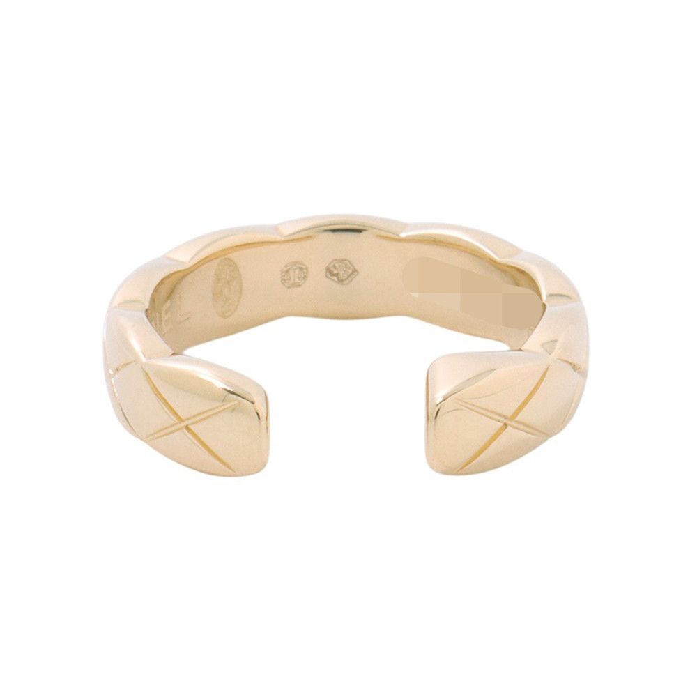 Chanel Ear Cuff Coco Crush Collection Single 18k Yellow Gold Earring — view 3