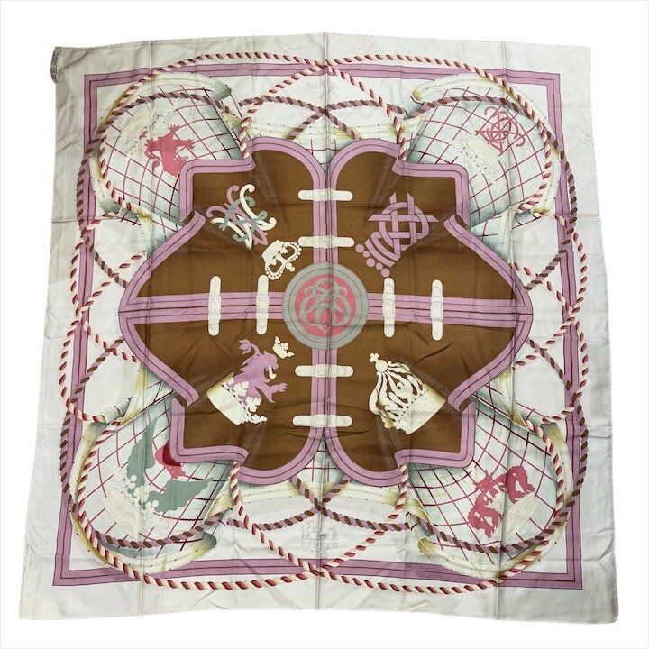 Hermes Grande Tenue Horse Attire Crown Carre 90 Scarf Silk 100% Pink — view 7