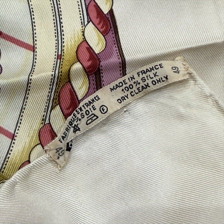 Hermes Grande Tenue Horse Attire Crown Carre 90 Scarf Silk 100% Pink — view 8