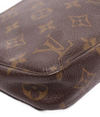 Louis Vuitton Shoulder Bag Crossbody Pouch Pochette Accessoires Monogram — view 7