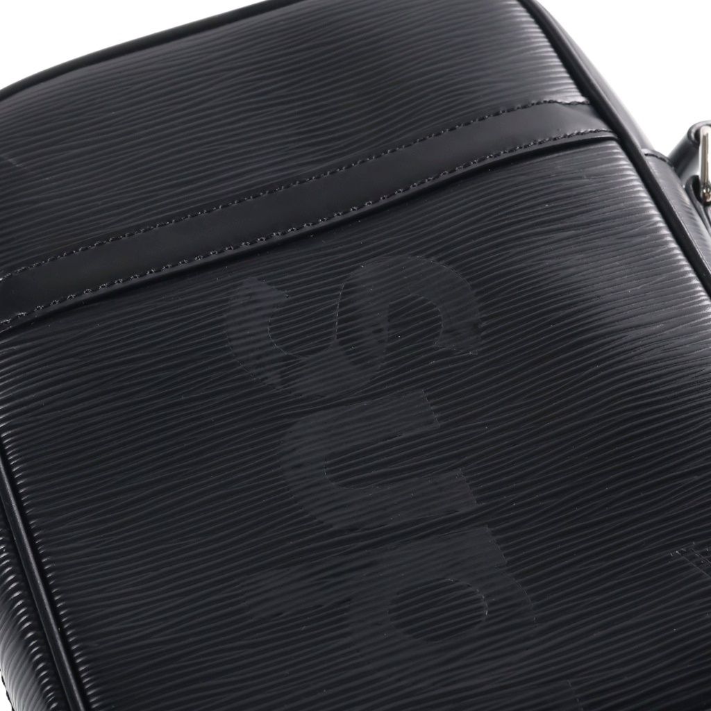 Louis Vuitton Supreme Collaboration Danube PM Shoulder Bag Epi Noir Black — view 7