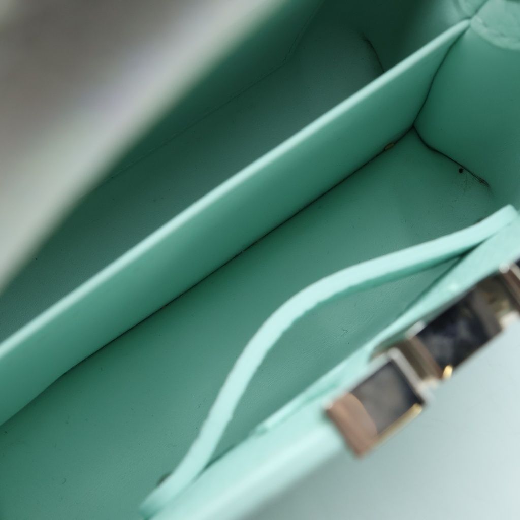 Louis Vuitton Capucines Mini 2-Way Shoulder Bag White Pastel Green Leather — view 8
