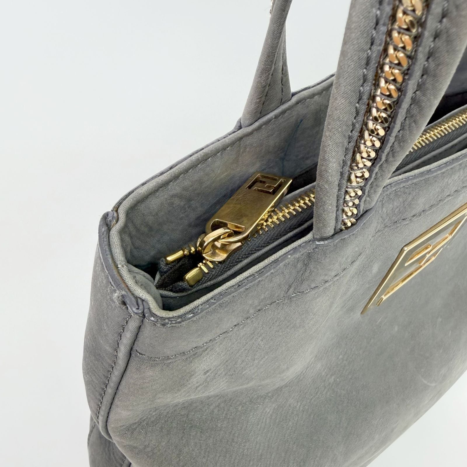 Fendi Nubuck FF Chain Tote Bag Leather Gray Gold Vintage — view 6