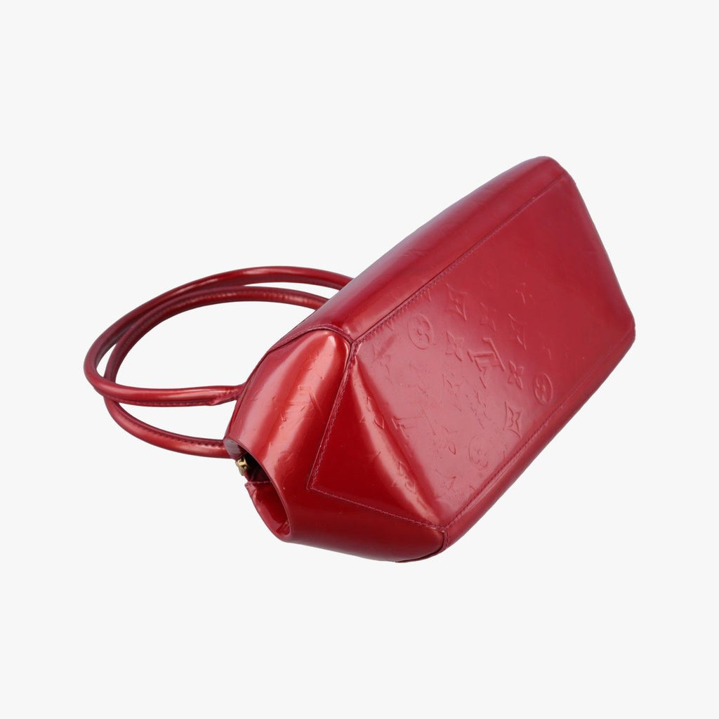 Louis Vuitton Sherwood PM Pomme D'amour Vernis — view 7