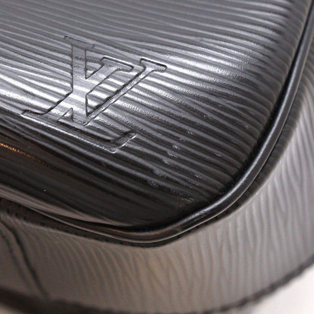 Louis Vuitton Passy PM Handbag Epi Leather Noir — view 6