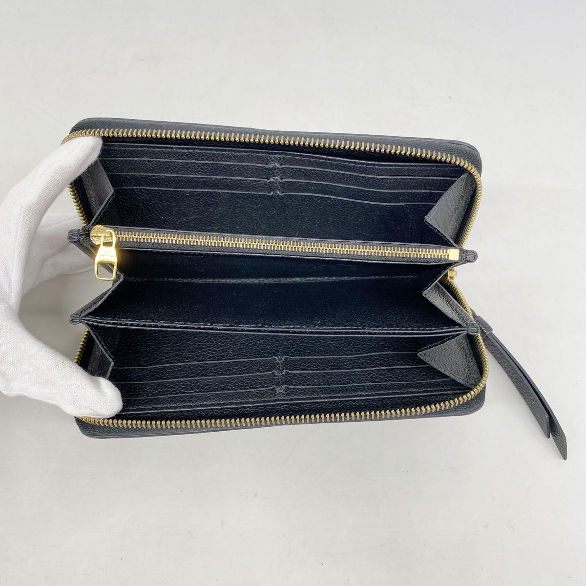 Louis Vuitton Wallet Monogram Empreinte Zippy Noir — view 3