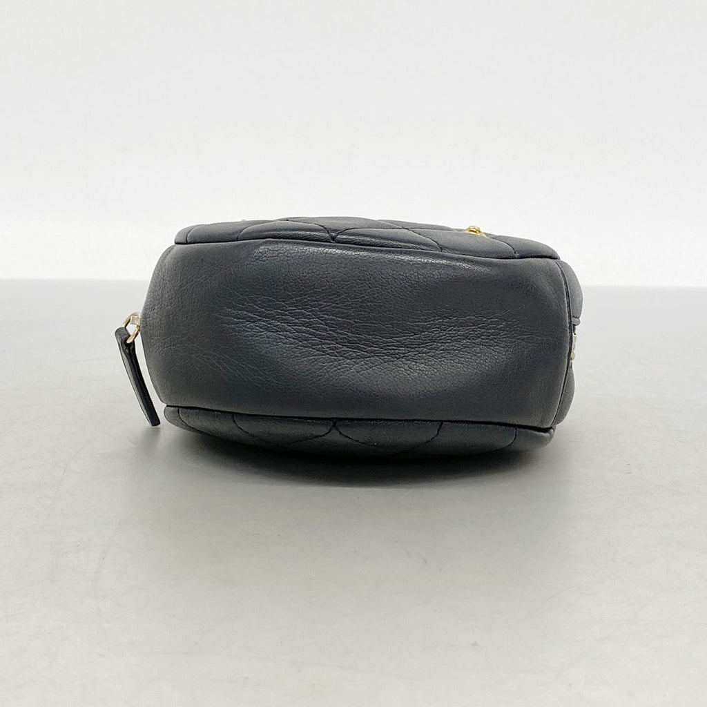 Chanel Shoulder Bag Quilted Lambskin Black Gold — view 3