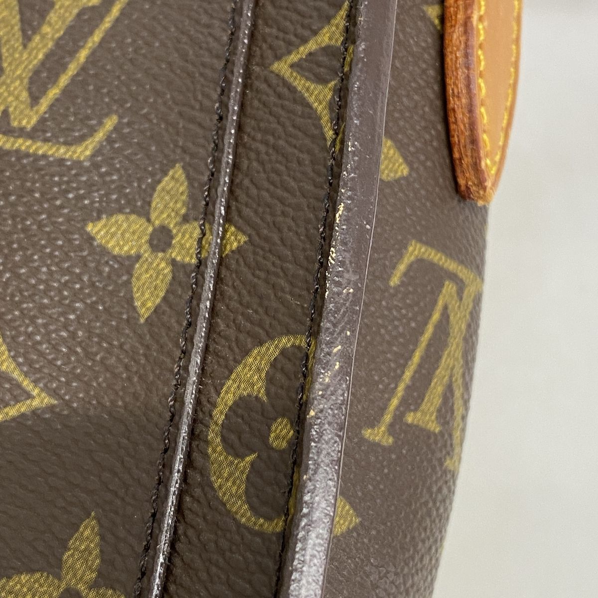 Louis Vuitton Shoulder Bag Monogram Saint-cloud GM Brown — view 8