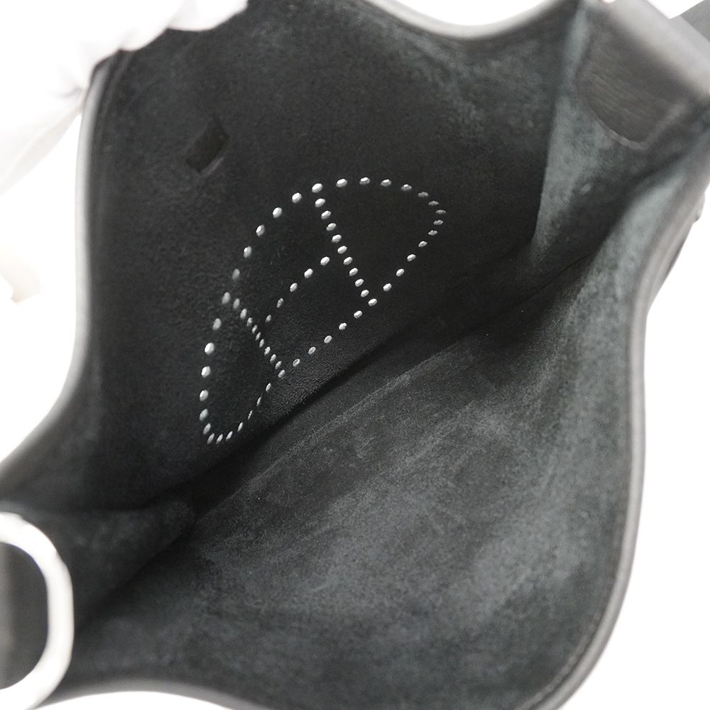 Hermes Shoulder Bag Evelyne Taurillon Clemence Black Silver — view 4