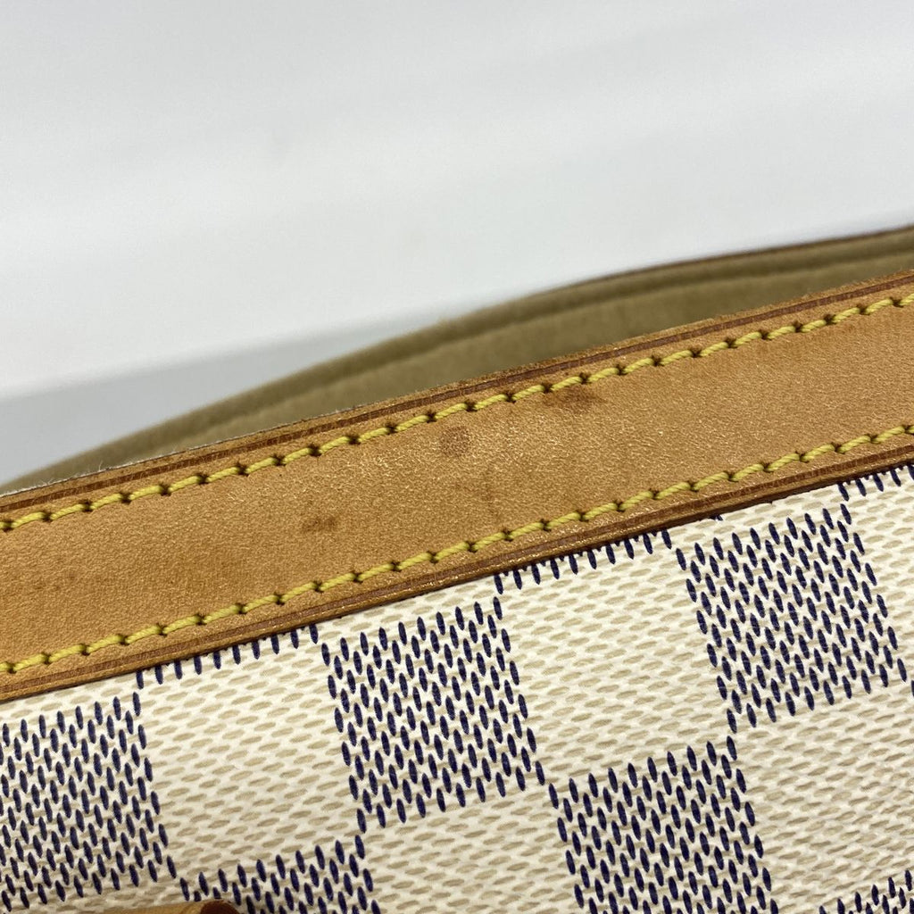 Louis Vuitton Tote Bag Damier Azur Hampstead PM White — view 7