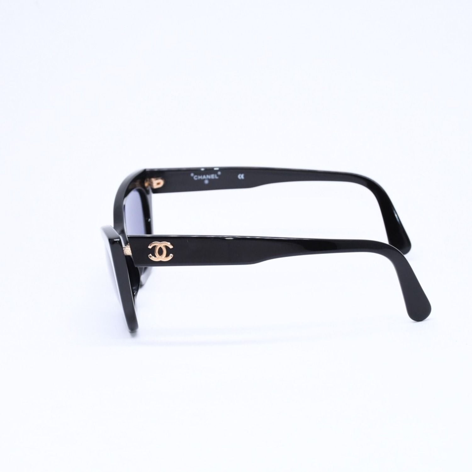 Chanel Cat's Eye Sunglasses Eyewear CC Logo Black Gold — view 6