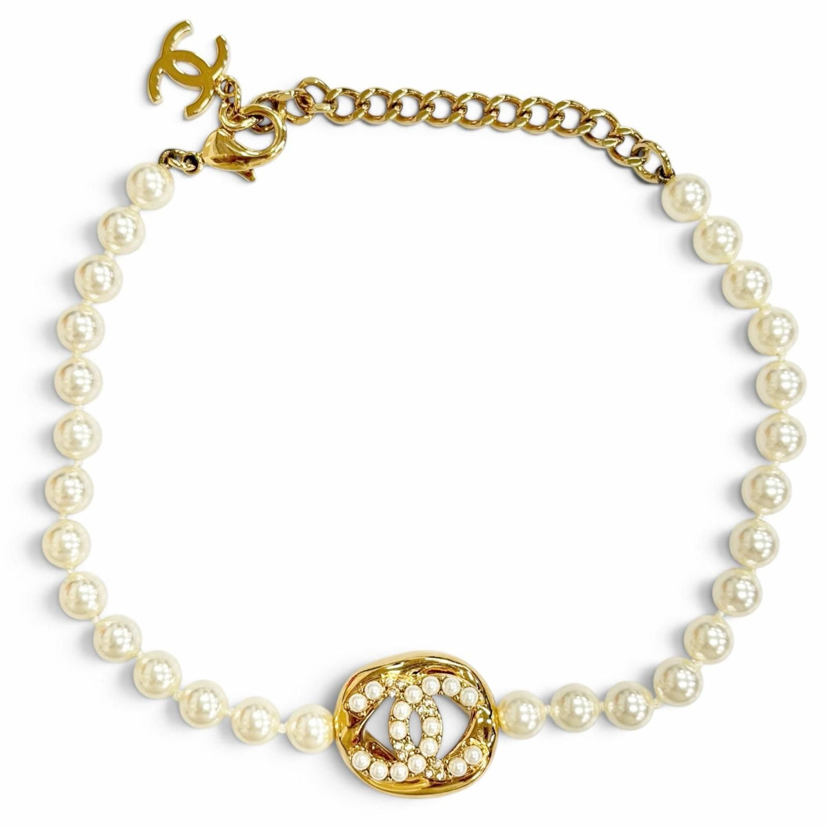 Chanel CC Logo Pearl Choker Necklace Gold — view 4