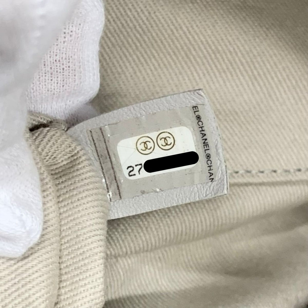 Chanel Tote Shoulder Bag Gray Gold Quilted CC Logo Turnlock — view 7