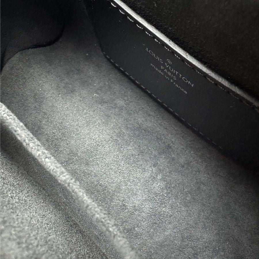 Louis Vuitton Shoulder Bag Twist PM — view 5